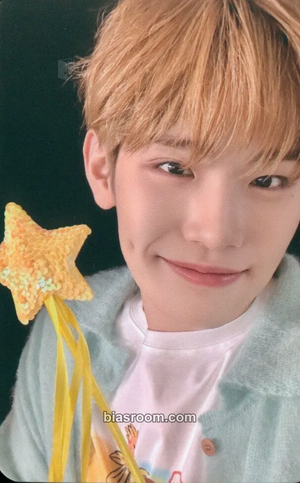 Taerae 2024 Seasons Greetings 'Good Night' Photocard - ZEROBASEONE - ZEROBASEONE K-pop photocard