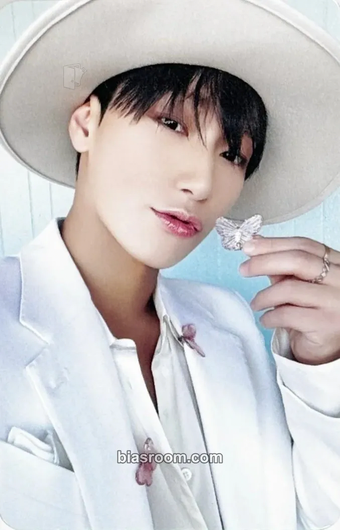 San GOLDEN HOUR : Part.1 Photocard - ATEEZ - ATEEZ K-pop photocard
