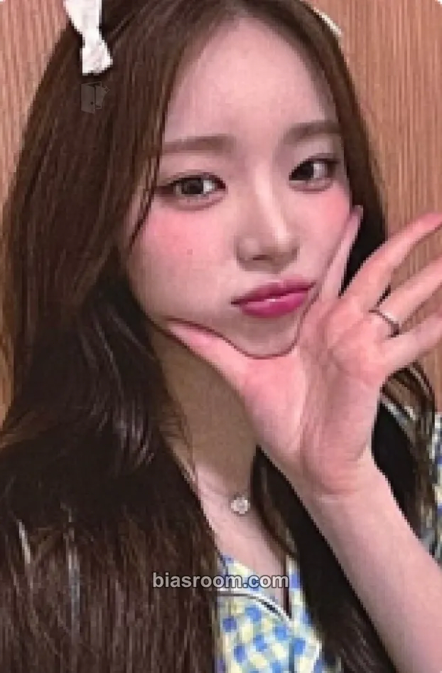 E.JI Feelin' Hot Photocard - ICHILLIN’ - ICHILLIN’ K-pop photocard