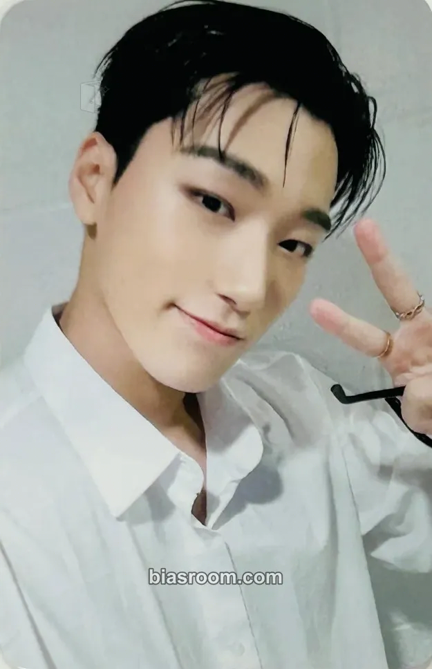 San GOLDEN HOUR : Part.1 Photocard - ATEEZ - ATEEZ K-pop photocard