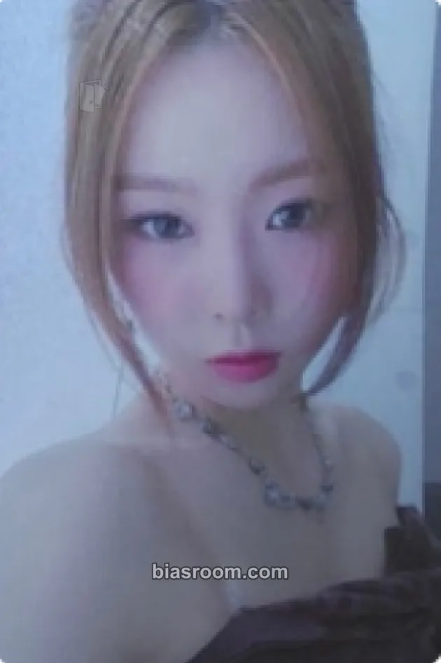 Jackie Feelin' Hot Photocard - ICHILLIN’ - ICHILLIN’ K-pop photocard