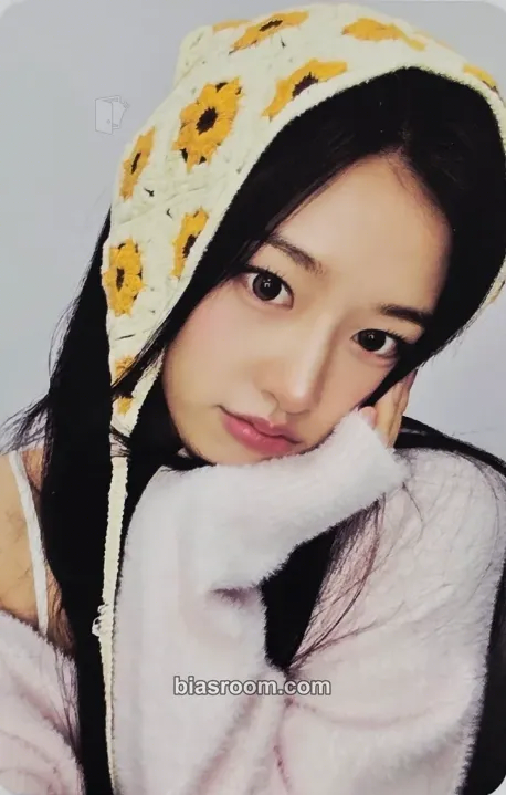 Yujin IVE SECRET Photocard - IVE - IVE K-pop photocard