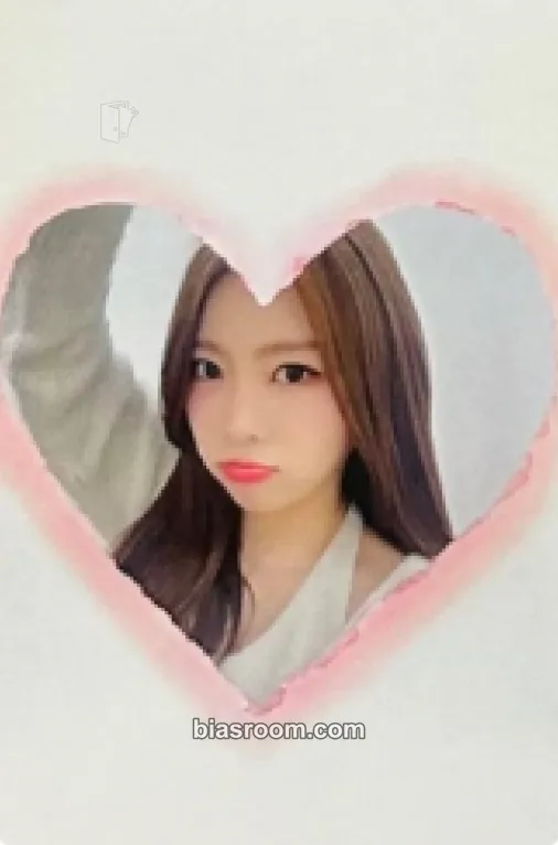 Jackie Feelin' Hot Photocard - ICHILLIN’ - ICHILLIN’ K-pop photocard