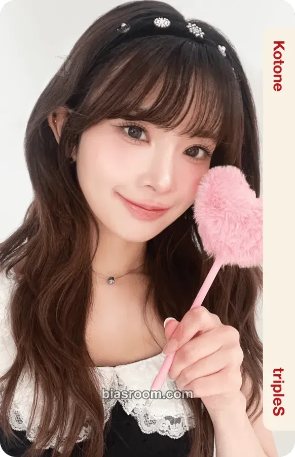 Kotone 2026 Season's Greetings: tripleShot of Love Photocard - tripleS - tripleS K-pop photocard
