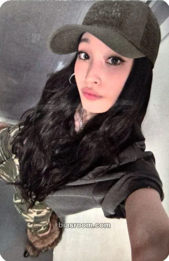 Annie ALLDAY PROJECT Photocard - ALLDAY PROJECT K-pop photocard