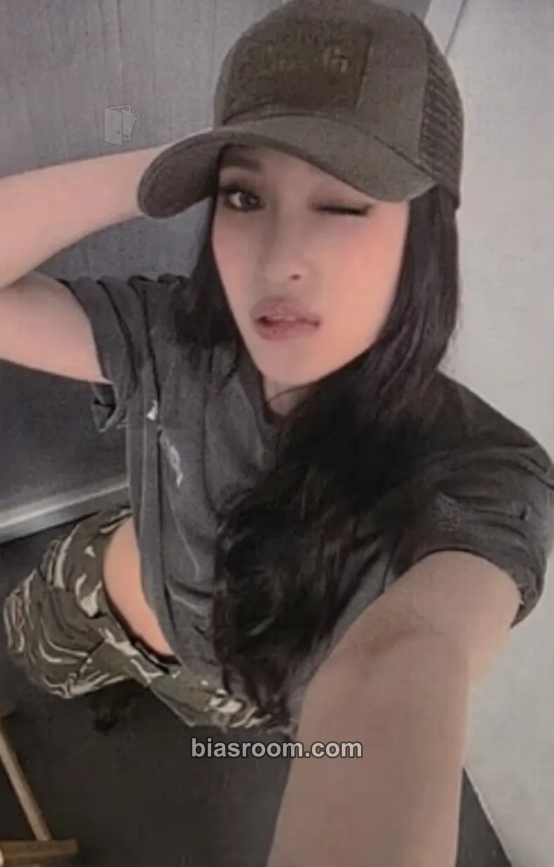 Annie ALLDAY PROJECT Photocard - ALLDAY PROJECT K-pop photocard