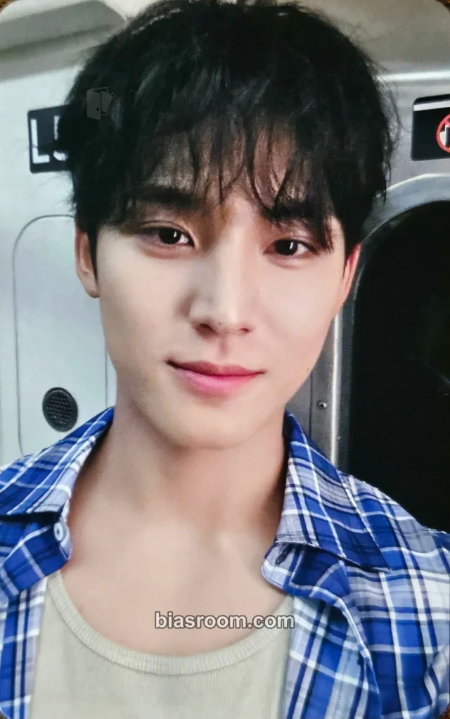 SEVENTEEN - Mingyu - [RIGHT HERE] World Tour Event US exclusive purchase benefit version 2