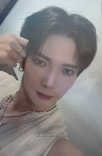 Yeosang THE WORLD EP.1 : MOVEMENT Photocard - ATEEZ - ATEEZ K-pop photocard