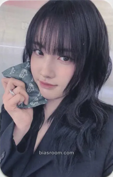 Yoon S Photocard - STAYC - STAYC K-pop photocard