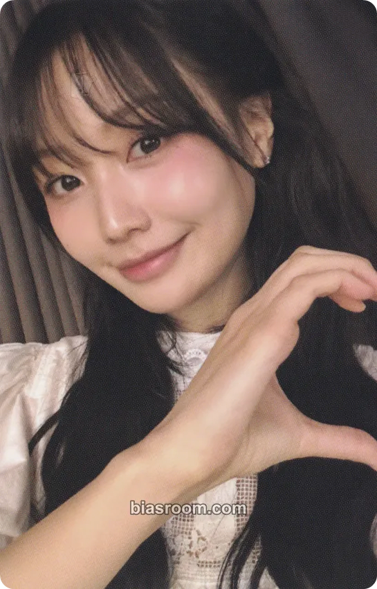 Sujeong NEW CAR Photocard - Ryu Sujeong - Ryu Sujeong K-pop photocard
