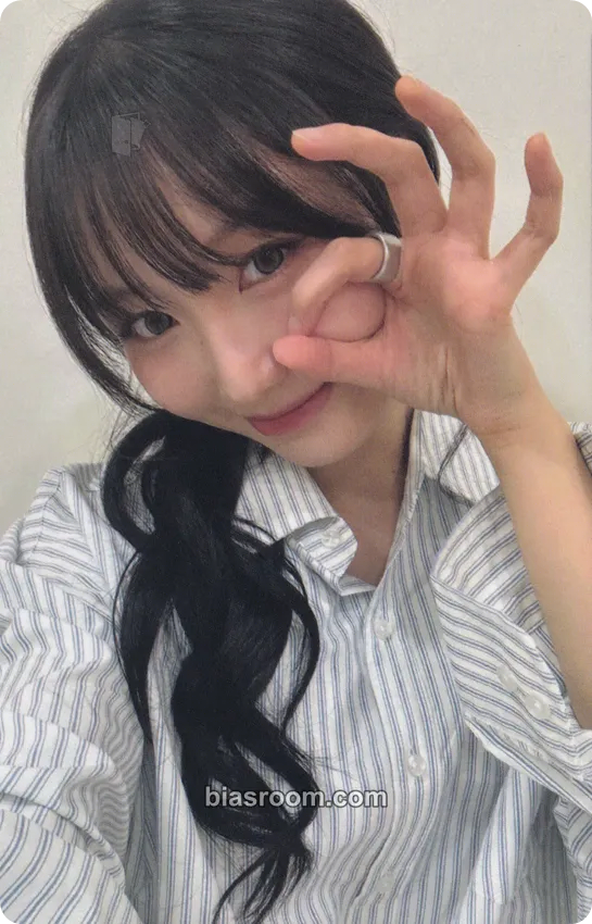 Sujeong NEW CAR Photocard - Ryu Sujeong - Ryu Sujeong K-pop photocard