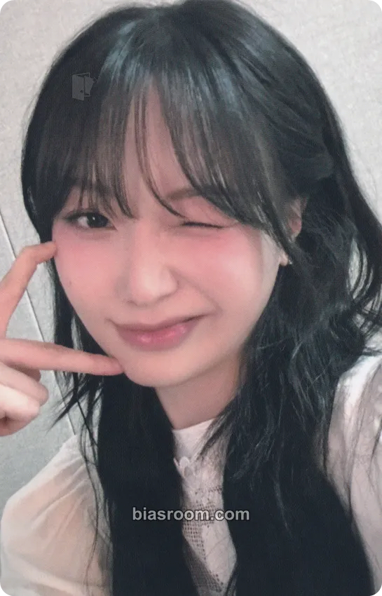 Sujeong NEW CAR Photocard - Ryu Sujeong - Ryu Sujeong K-pop photocard
