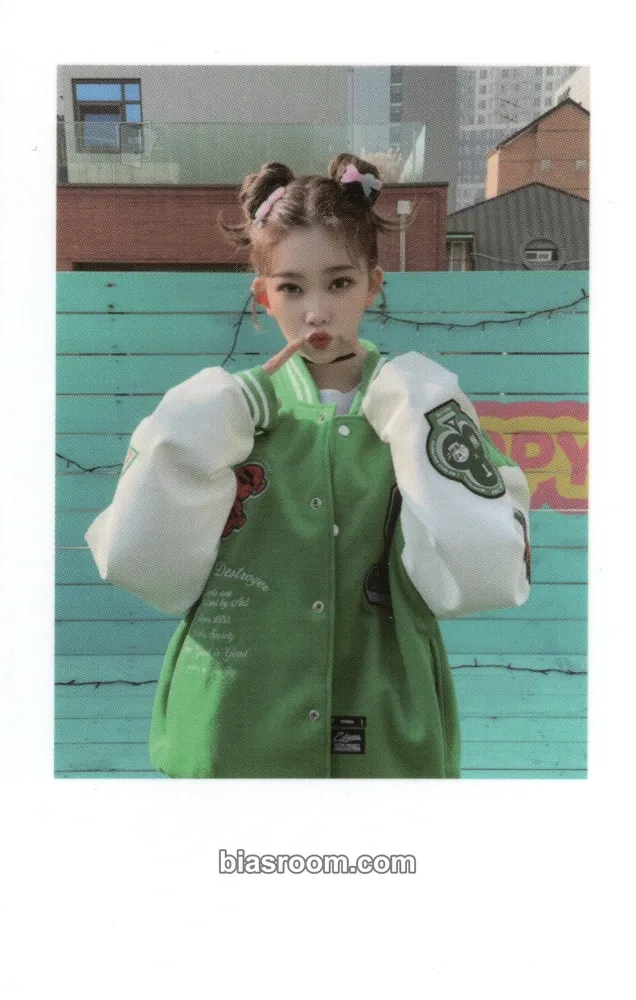 Tsuki The Collective Soul and Unconscious: Chapter One Photocard - Billlie - Billlie K-pop photocard