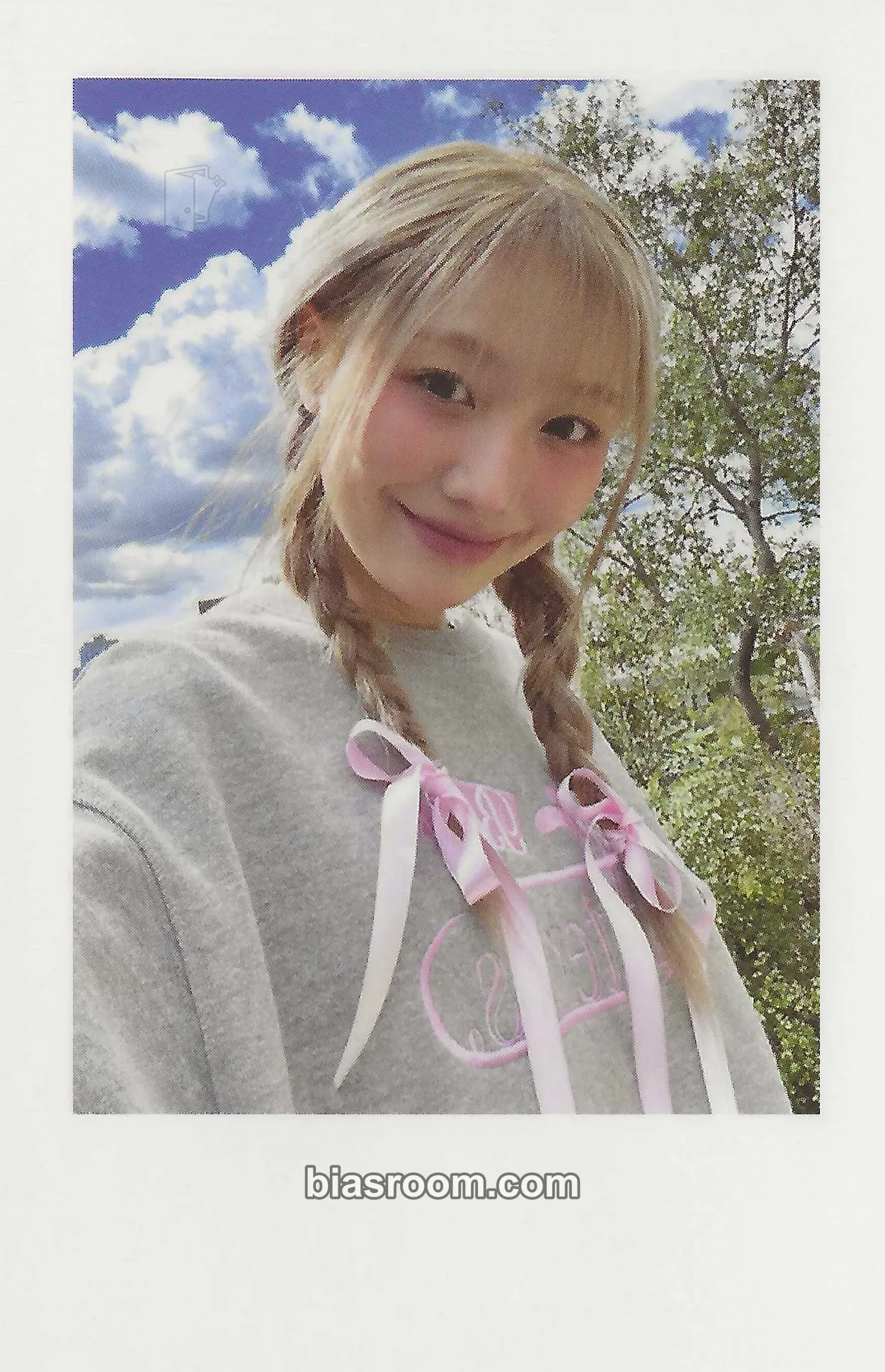 Sujeong Archive of Emotions Photocard - Ryu Sujeong - Ryu Sujeong K-pop photocard