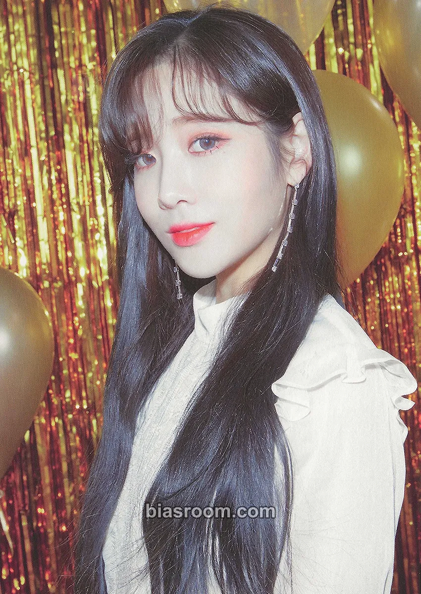 Jiae Lovelyz in Winterland 3 Photocard - Lovelyz - Lovelyz K-pop photocard