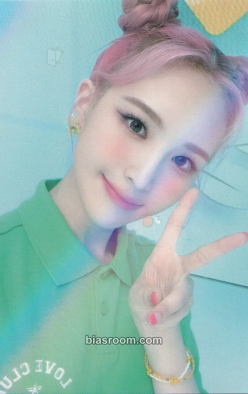Jaehee Play Game : Holiday Photocard - Weeekly - Weeekly K-pop photocard