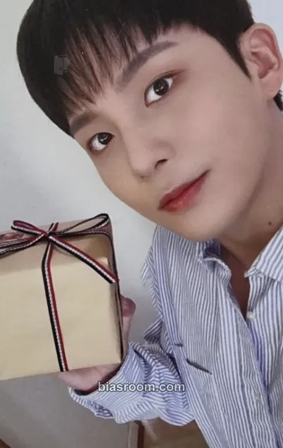Jongho Atiny Room - 4th Anniversary Photocard - ATEEZ - ATEEZ K-pop photocard
