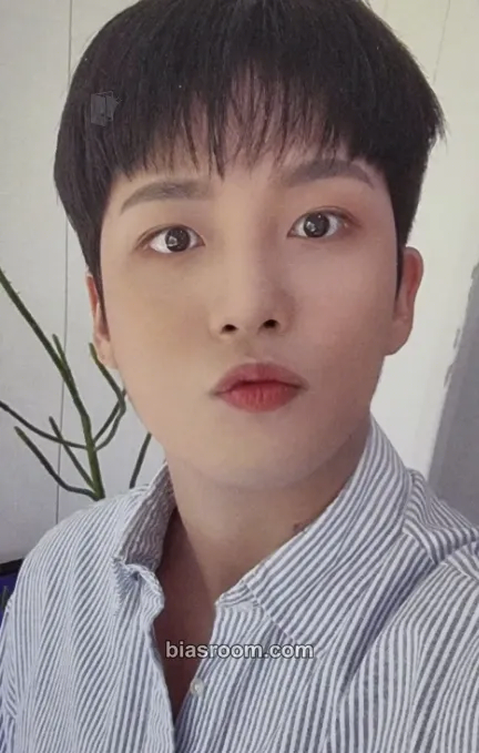 Jongho Atiny Room - 4th Anniversary Photocard - ATEEZ - ATEEZ K-pop photocard