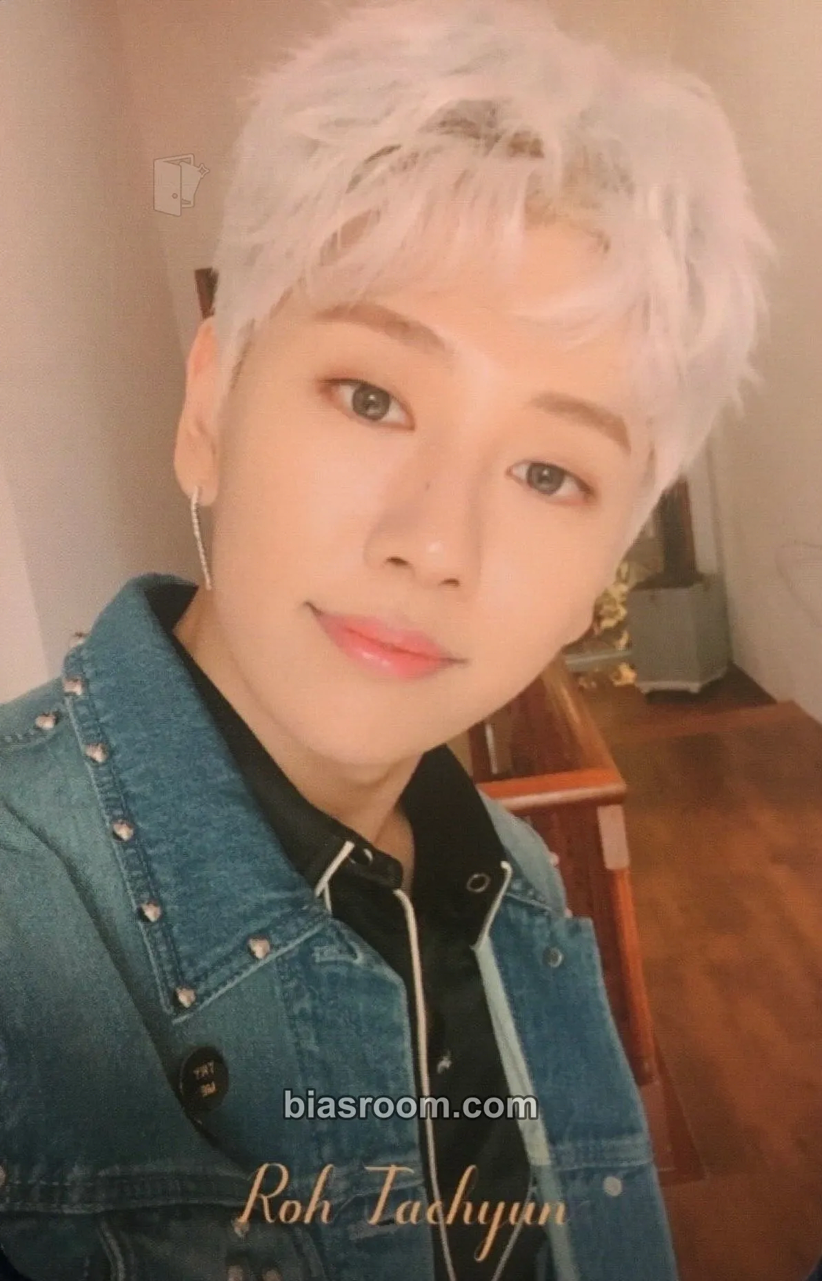 Taehyun Early Flowering Photocard - HOTSHOT - HOTSHOT K-pop photocard
