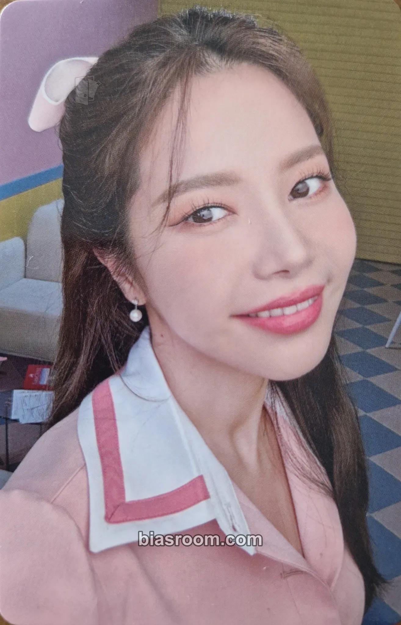 Solar 2023 Season's Greetings: Moomoo's Donuts Photocard - MAMAMOO - MAMAMOO K-pop photocard