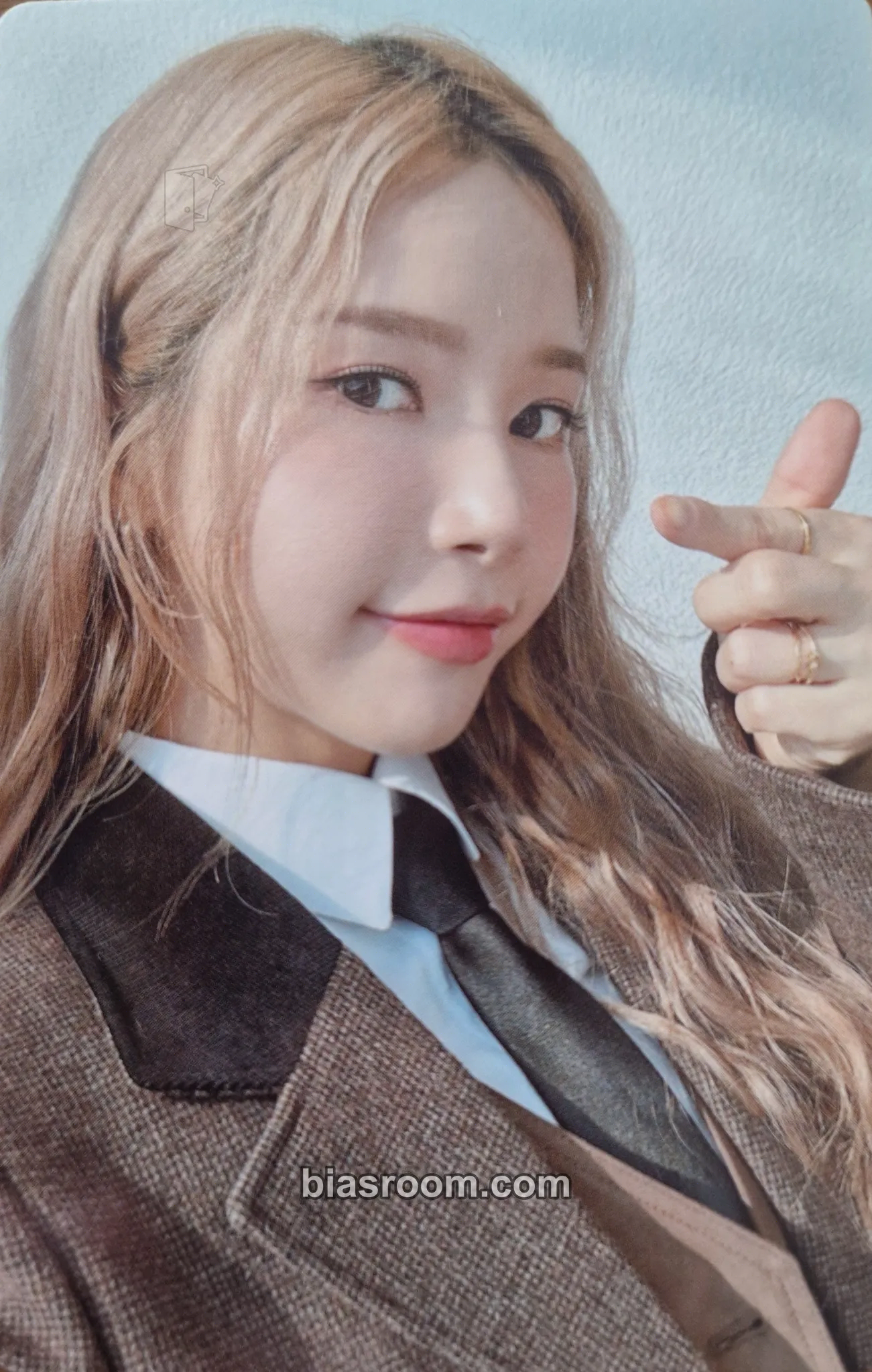 Solar Solar 2024 Season's Greetings: Agent Solar Photocard - MAMAMOO - MAMAMOO K-pop photocard