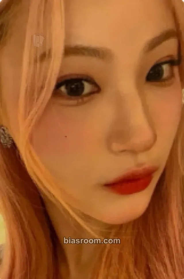 ICHILLIN’ - Yeju - Feelin' Hot Album