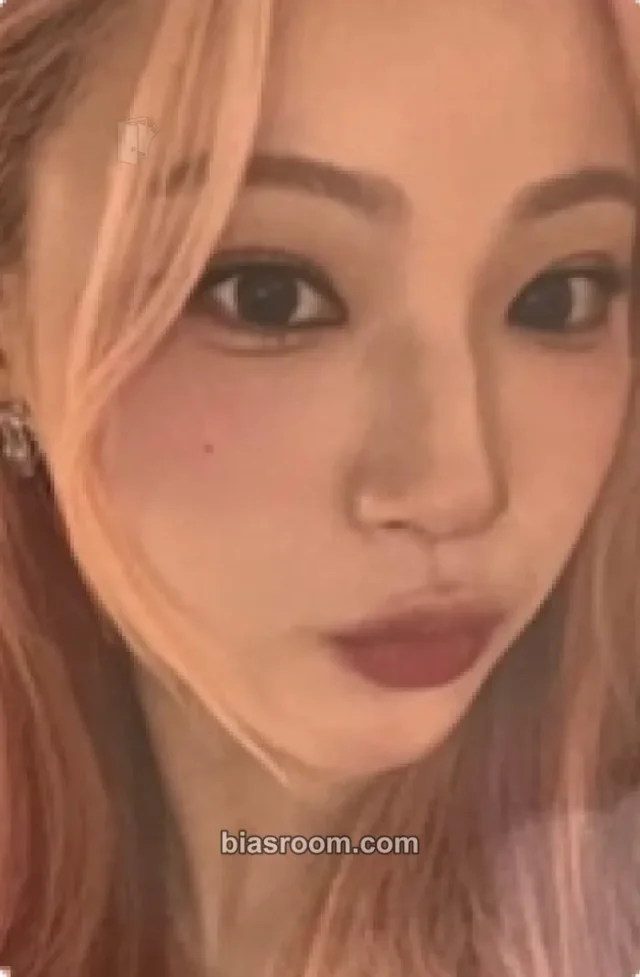 ICHILLIN’ - Yeju - Feelin' Hot Album