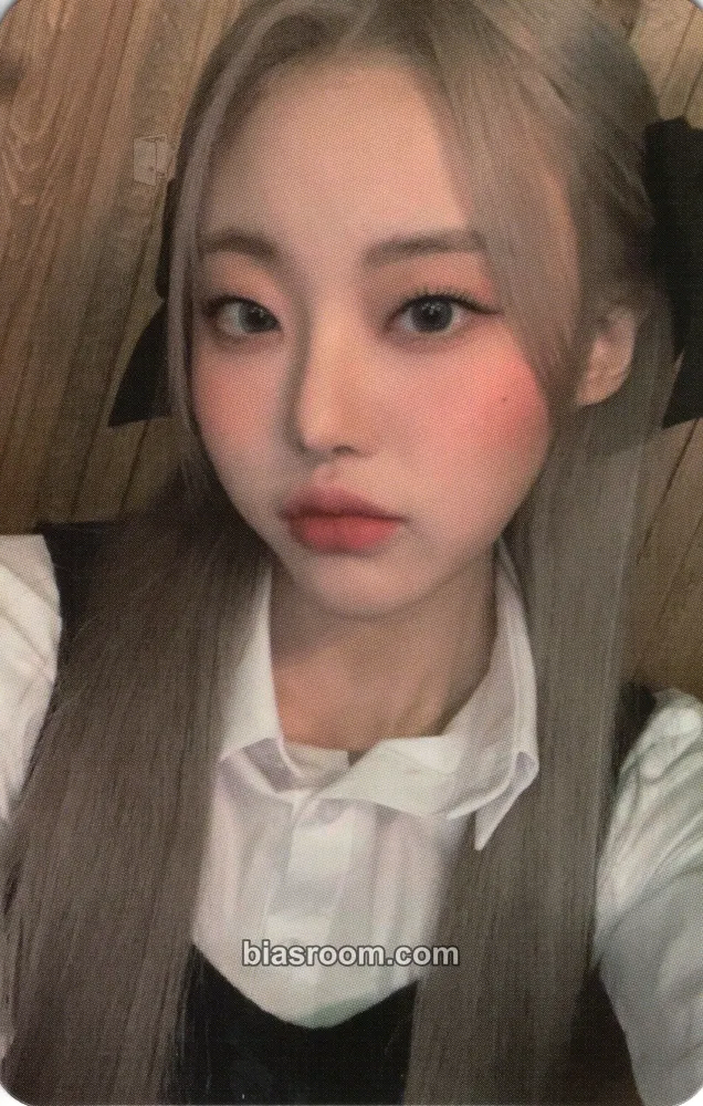 Sheon The Collective Soul and Unconscious: Chapter One Photocard - Billlie - Billlie K-pop photocard