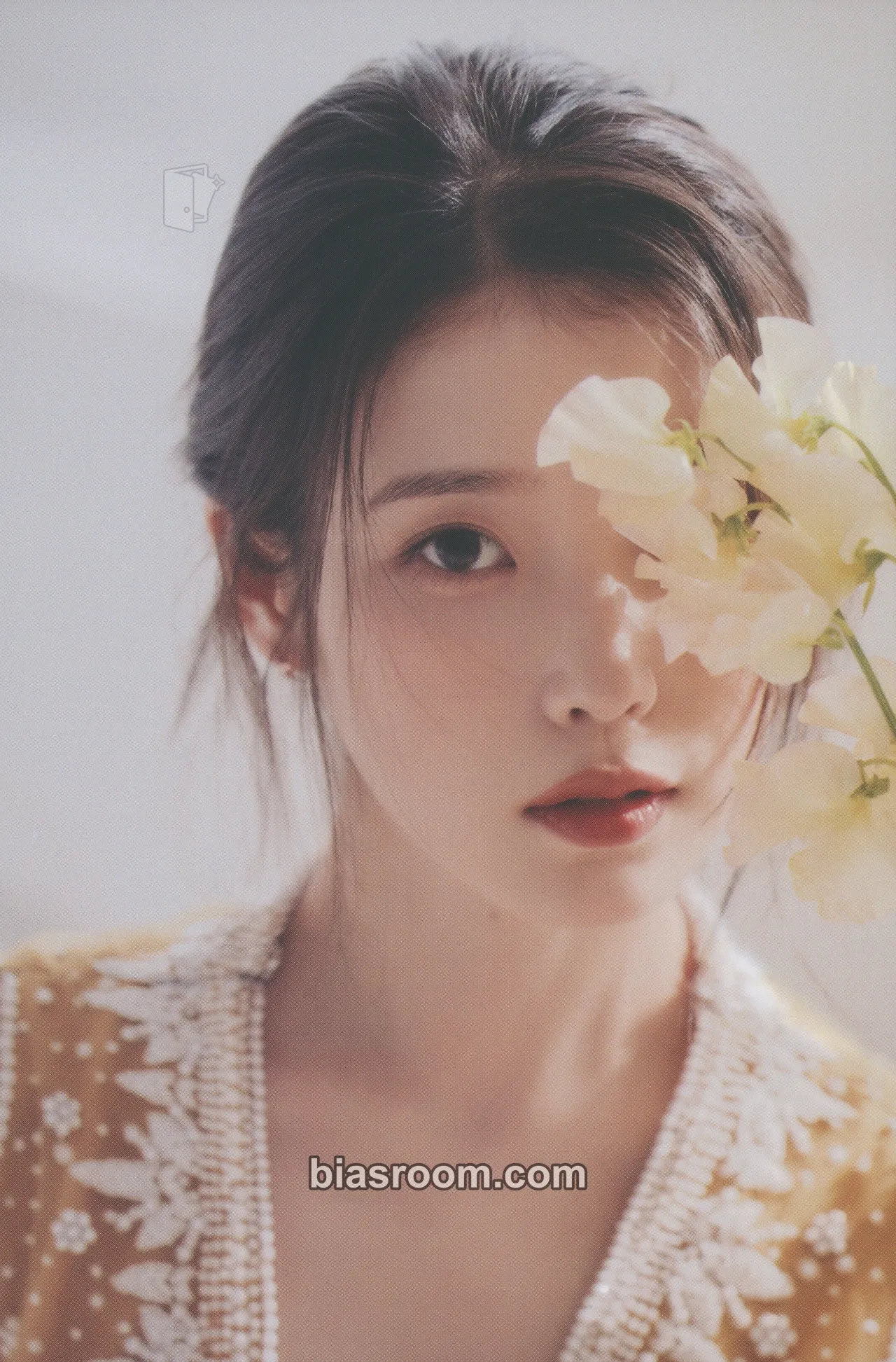 IU "Moment," Media Art Exhibition Photocard - IU K-pop photocard