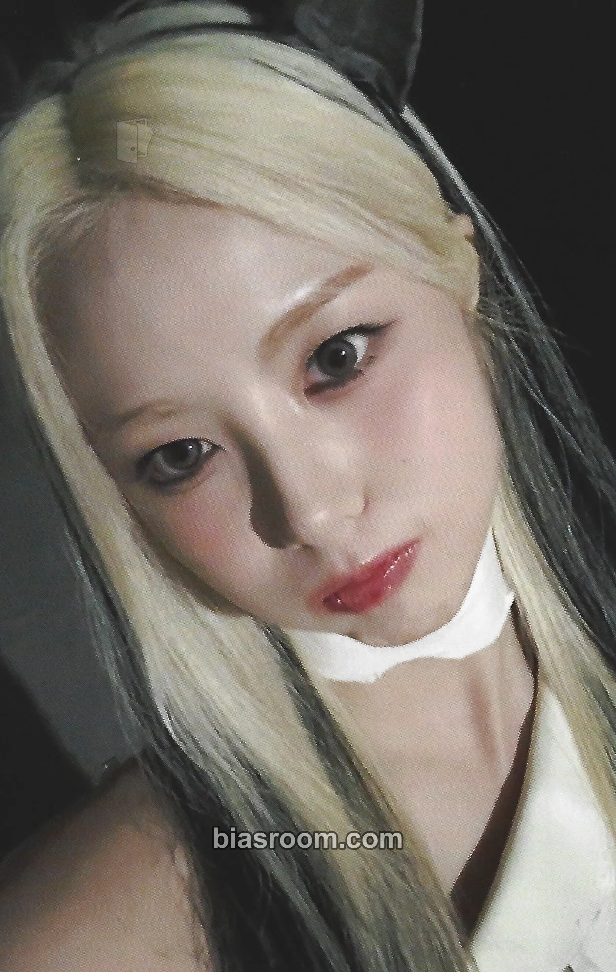 Ireh HEADWAY Photocard - PURPLE KISS - PURPLE KISS K-pop photocard