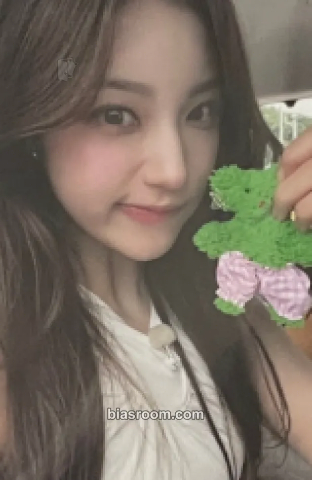 Yeju Feelin' Hot Photocard - ICHILLIN’ - ICHILLIN’ K-pop photocard