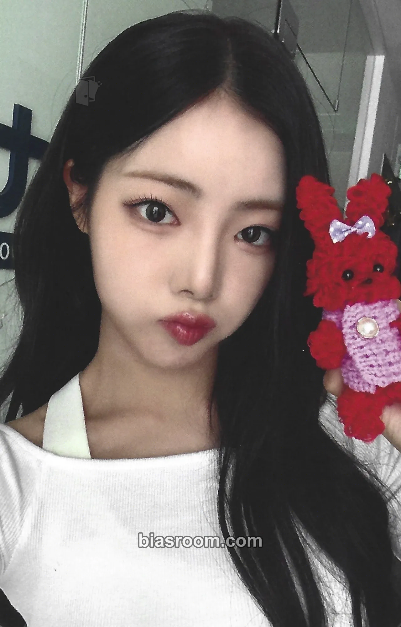 Na Goeun RBW Cafe Photocard - PURPLE KISS - PURPLE KISS K-pop photocard