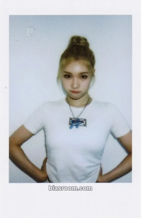Juun STYLE Photocard - Hearts2Hearts - Hearts2Hearts K-pop photocard