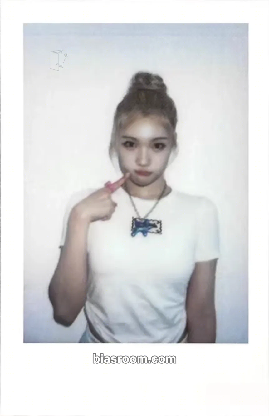 Juun STYLE Photocard - Hearts2Hearts - Hearts2Hearts K-pop photocard