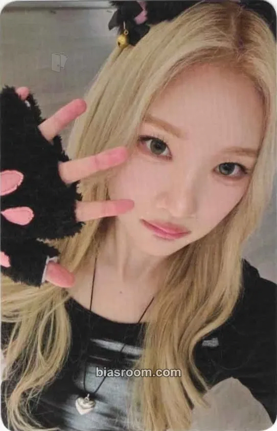 Juun STYLE Photocard - Hearts2Hearts - Hearts2Hearts K-pop photocard
