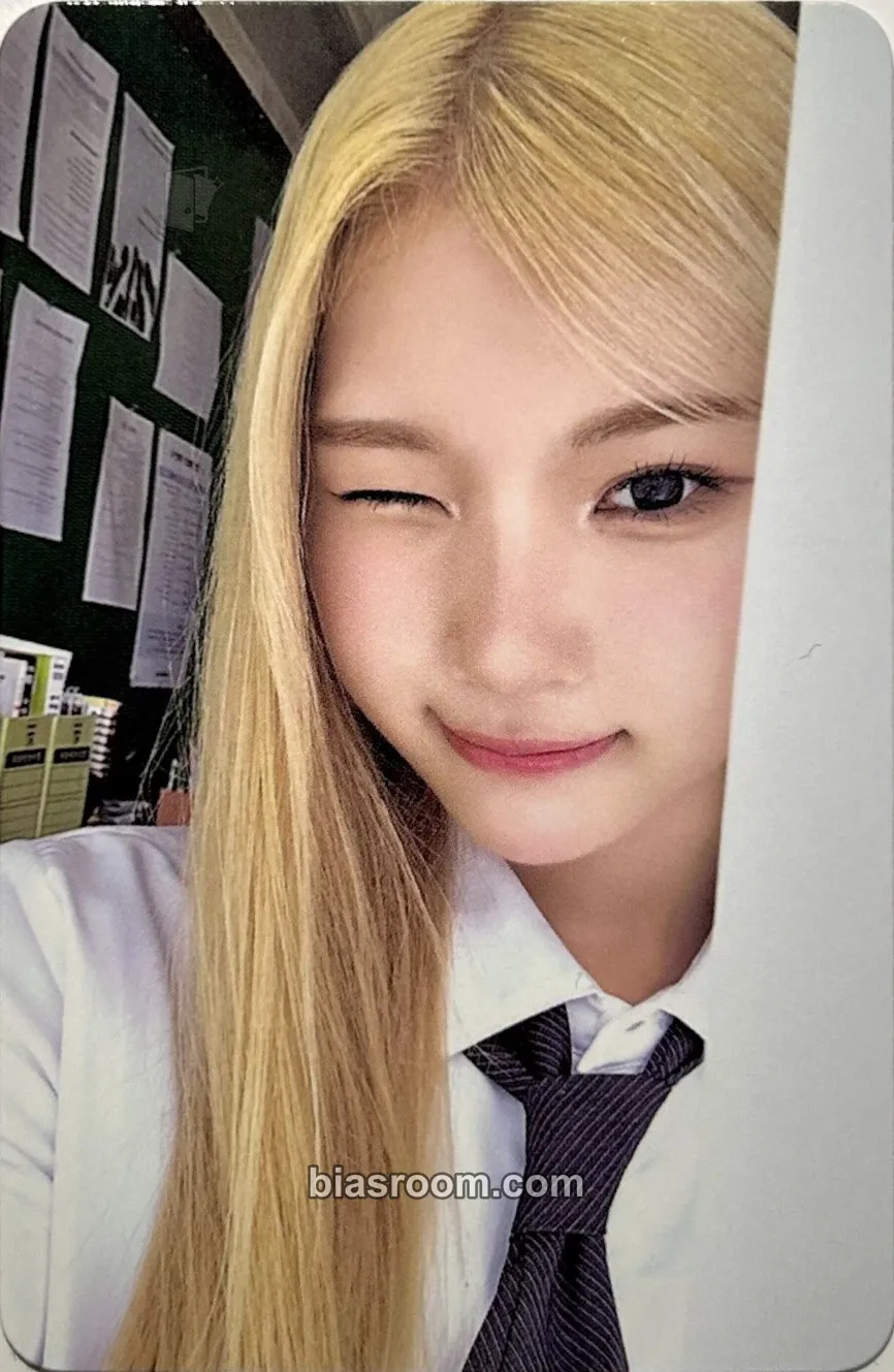 Juun STYLE Photocard - Hearts2Hearts - Hearts2Hearts K-pop photocard