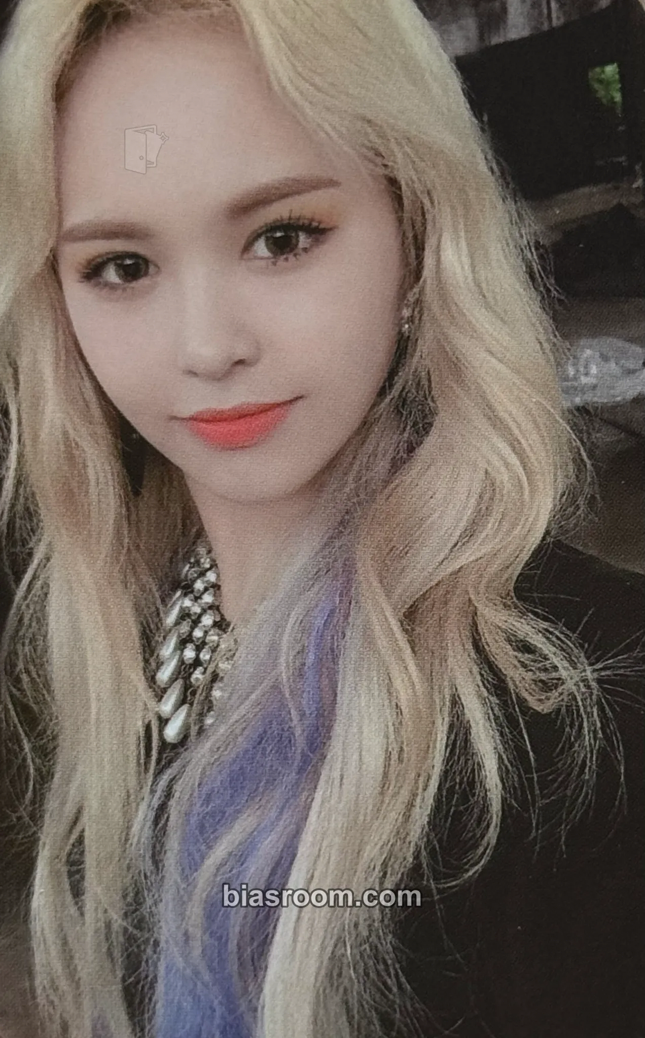 E:U Hush Photocard - EVERGLOW - EVERGLOW K-pop photocard