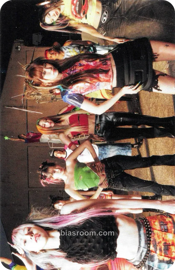CRAZY Photocard - LE SSERAFIM - LE SSERAFIM K-pop photocard