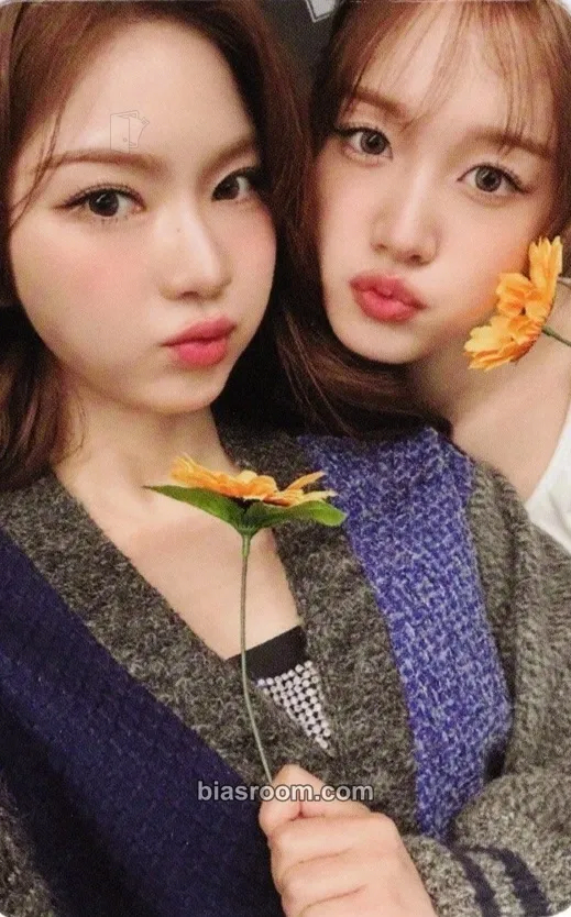 I WANT IT Photocard - STAYC - STAYC K-pop photocard