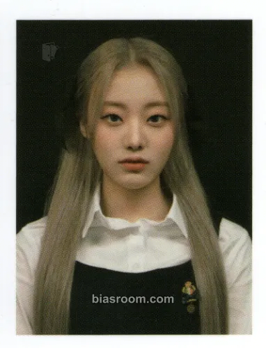 Sheon The Collective Soul and Unconscious: Chapter One Photocard - Billlie - Billlie K-pop photocard