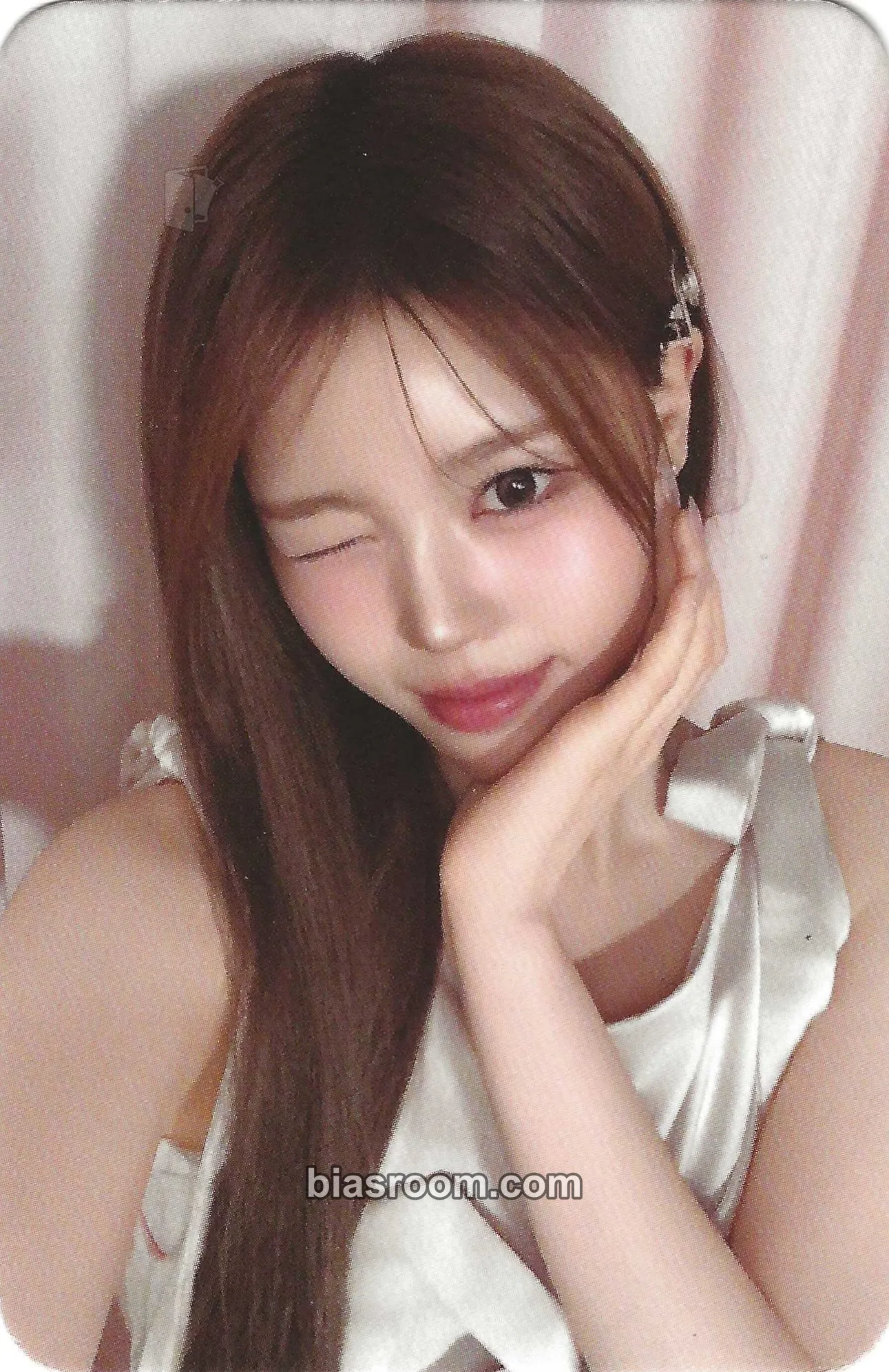 Jeong Saebi 2026 Season’s Greetings: <365 Knots> Photocard - izna - izna K-pop photocard