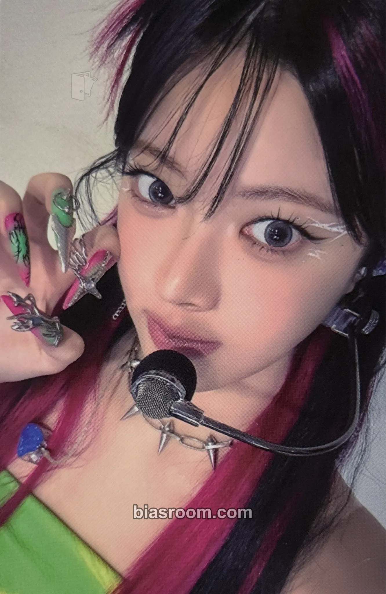Hong Eunchae CRAZY Photocard - LE SSERAFIM - LE SSERAFIM K-pop photocard