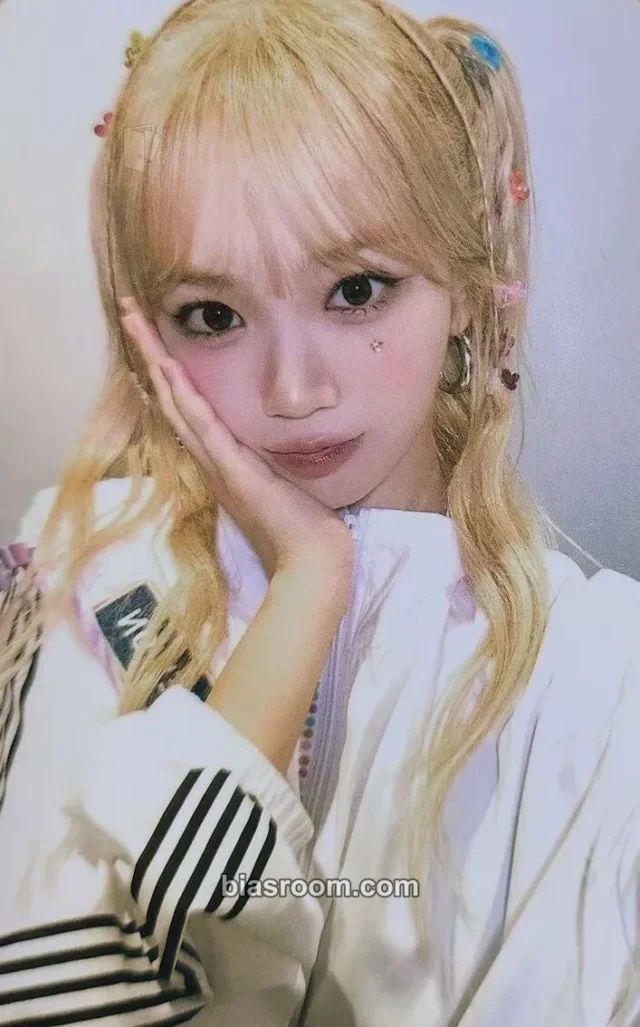 LE SSERAFIM - Kim Chaewon - CRAZY Album withmuu lucky draw round 2