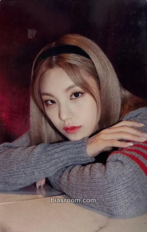 Yeji Codename : Secret ITZY Photocard - ITZY - ITZY K-pop photocard