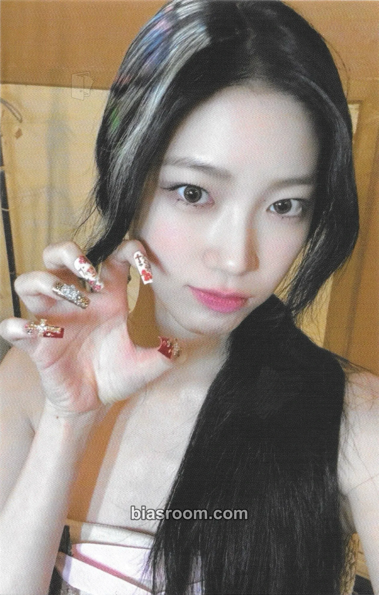Kazuha EASY Photocard - LE SSERAFIM - LE SSERAFIM K-pop photocard