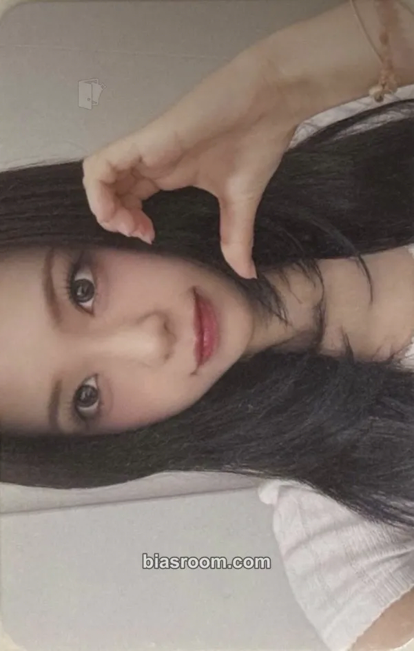 Zena Dearest Photocard - RESCENE - RESCENE K-pop photocard