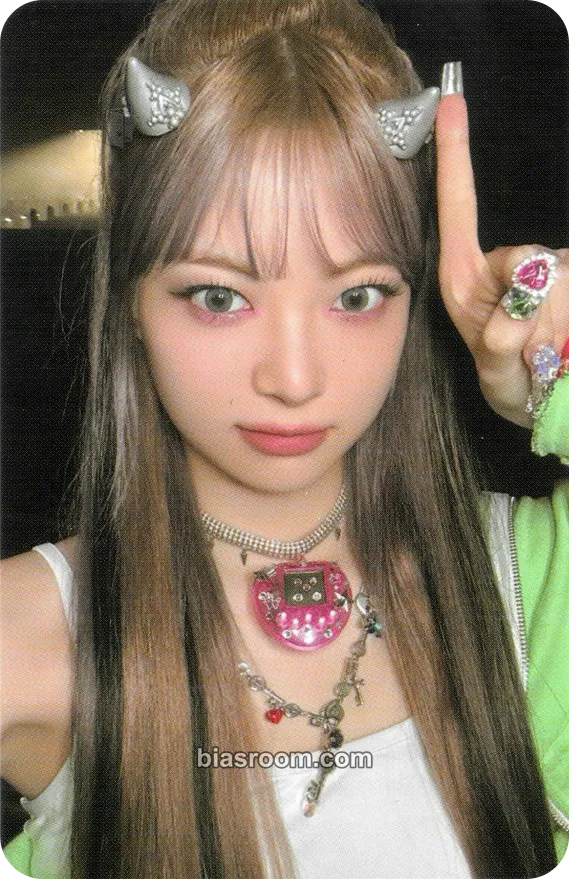 Hong Eunchae EASY Photocard - LE SSERAFIM - LE SSERAFIM K-pop photocard