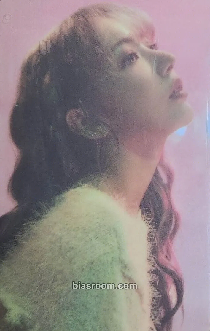 Sakura EASY Photocard - LE SSERAFIM - LE SSERAFIM K-pop photocard