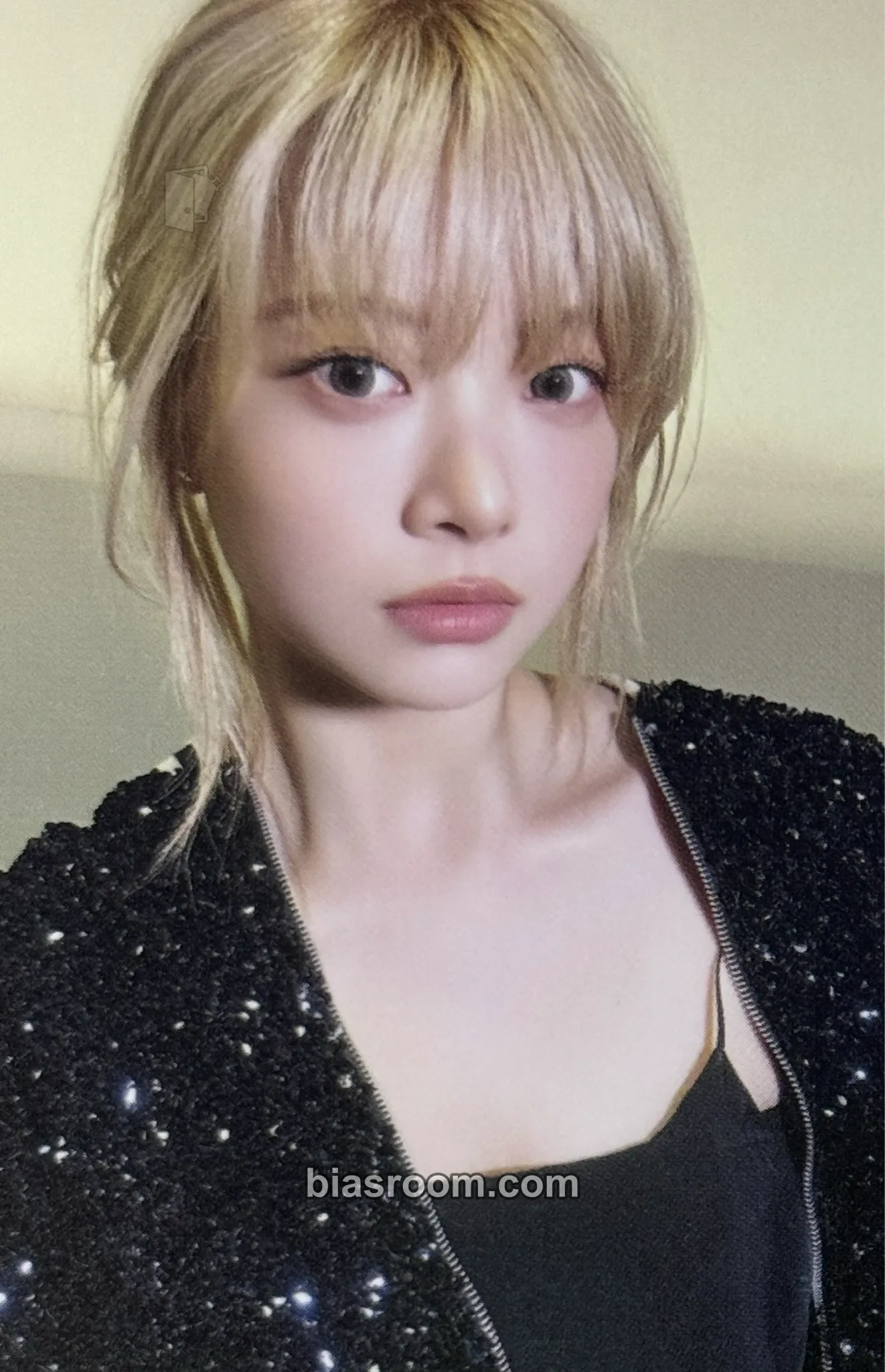 Hong Eunchae EASY Photocard - LE SSERAFIM - LE SSERAFIM K-pop photocard