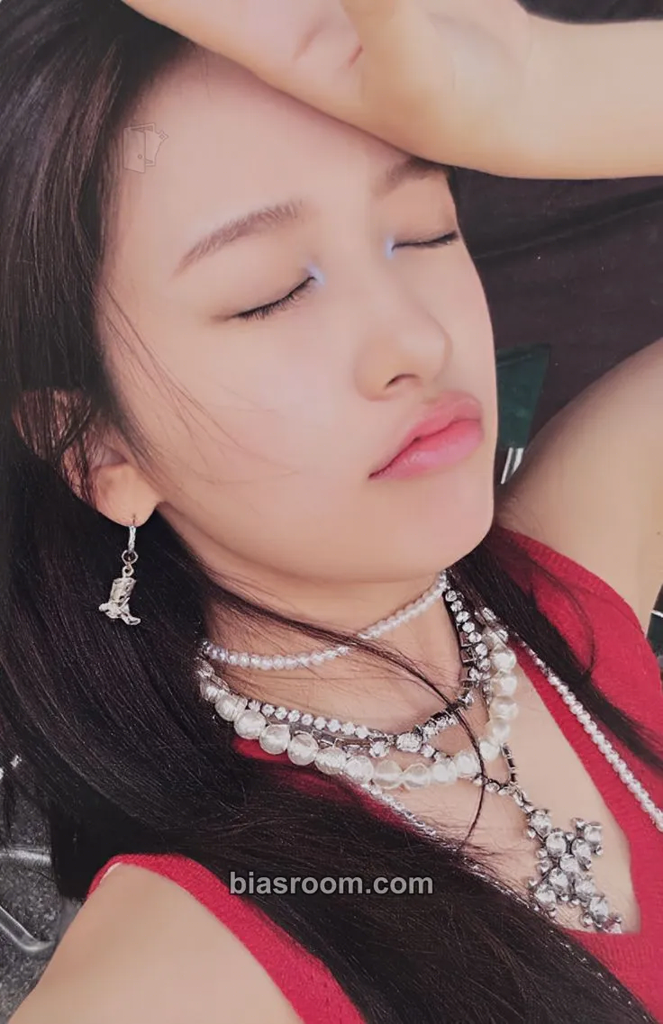 Yujin IVE SECRET Photocard - IVE - IVE K-pop photocard